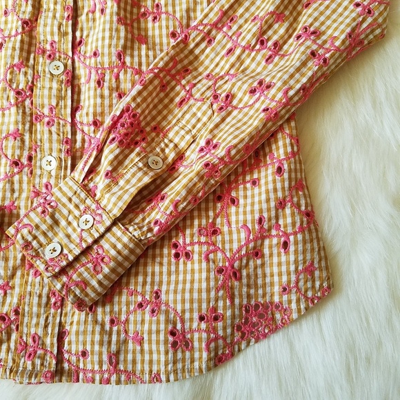 Anthropologie Odille Gingham Eyelet Button-Down 2 - Picture 4 of 8